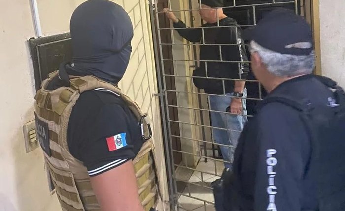 Operação foi realizada nas primeiras horas da manhã desta segunda