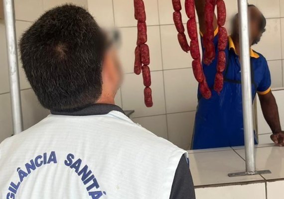 Vigilância Sanitária apreende de 120 kg de linguiça clandestina em Maceió