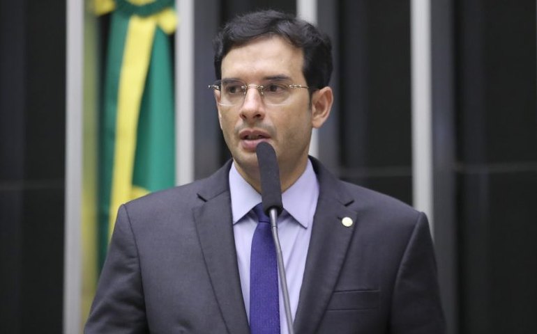 Projeto garante à família acolhedora prioridade na adoção de criança sob sua guarda