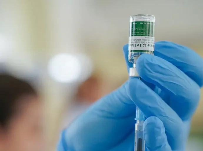 Equipes do SUS começam a receber vacina do Butantan contra a dengue