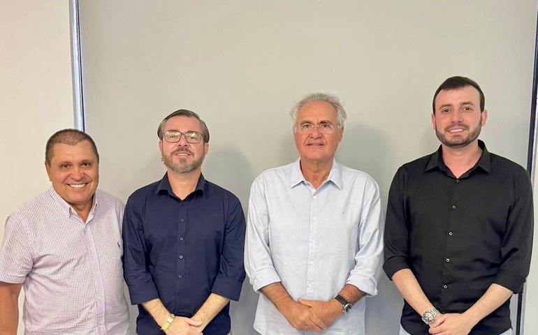 Prefeito de Anadia se reúne com senador Renan Calheiros