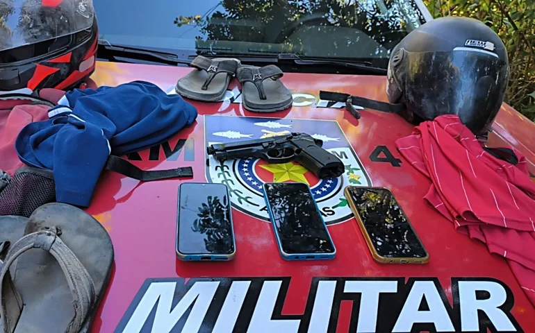 PM-AL recupera veículos e apreende simulacro e drogas em operações