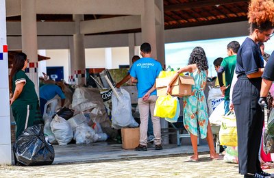 Plastitroque em Coqueiro Seco coleta quase 2 toneladas de resíduos plásticos