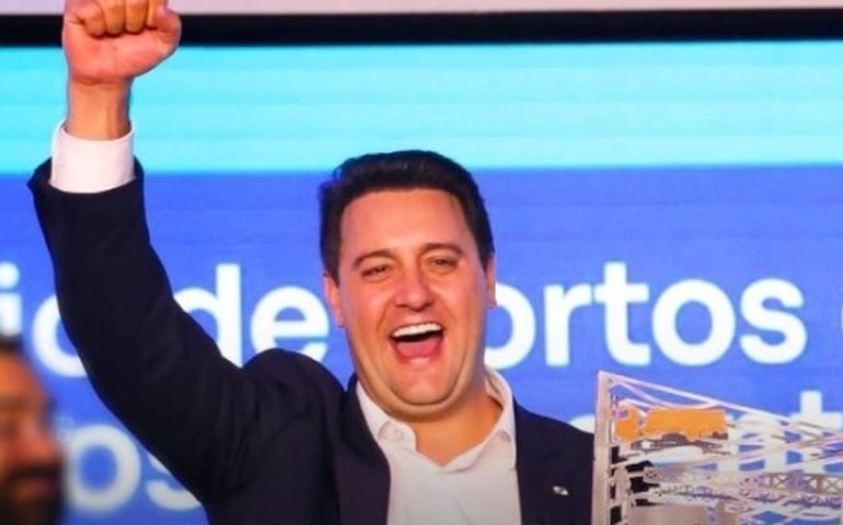 Ratinho Júnior diz que PR será primeiro Estado brasileiro a universalizar o saneamento básico