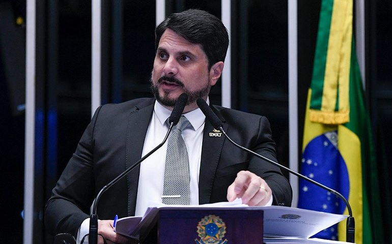 Marcos do Val chega à PF para prestar novo depoimento sobre suposta trama golpista