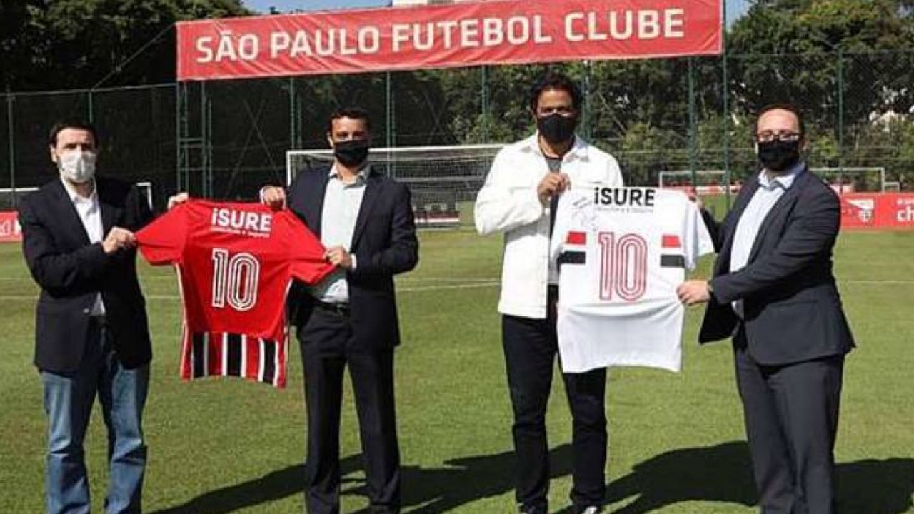 São Paulo anuncia patrocínio com seguradora até o final do ano