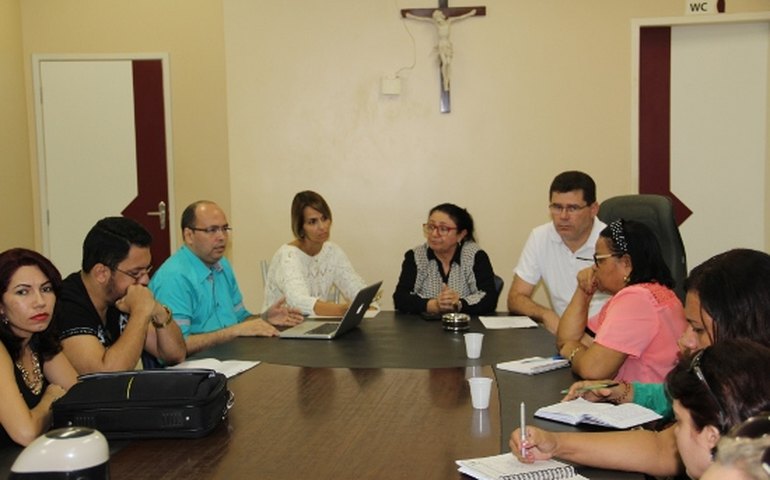 Prefeitura de Arapiraca garante 10% de aumento para professores