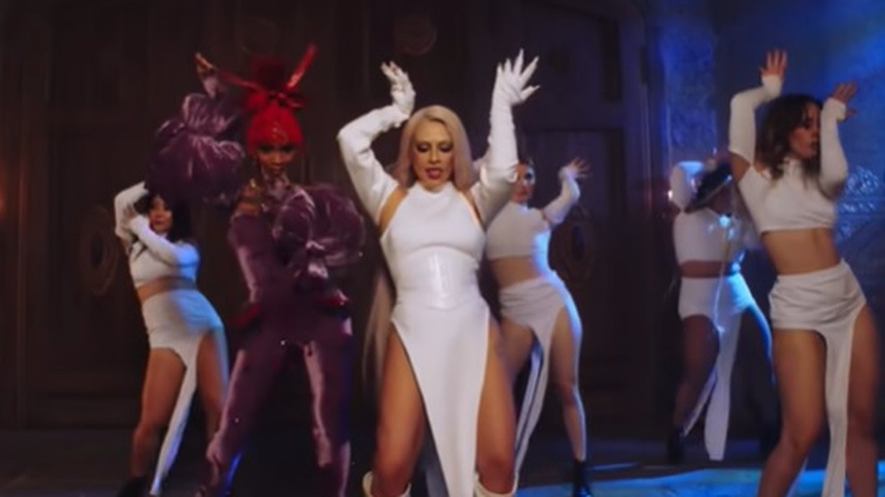 Clipe de Cleo, Karol Conká e Azzy alcança 1 milhão de visualizações em 24h