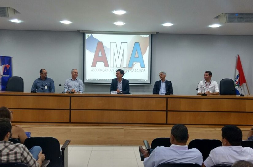 Caixa e IBGE oferecem qualificação aos Gerentes Municipais de Convênio