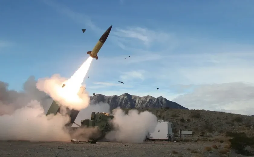 EUA interrompem ajuda militar à Ucrânia e acendem sinal vermelho em Kiev