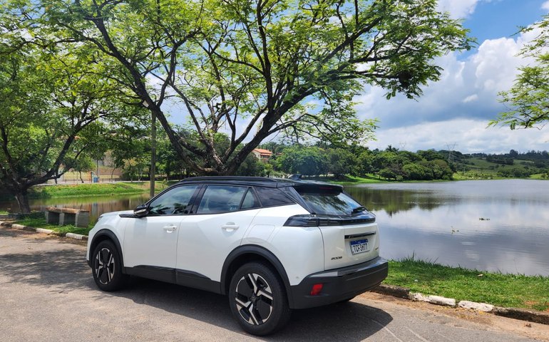 Nova geração do Peugeot 2008 prioriza tecnologia e conectividade
