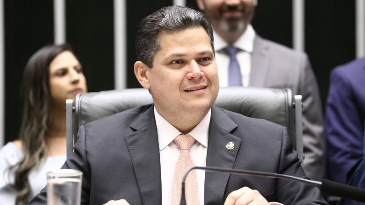 Alcolumbre defende presunção de inocência ao comentar ação contra Jaques Wagner