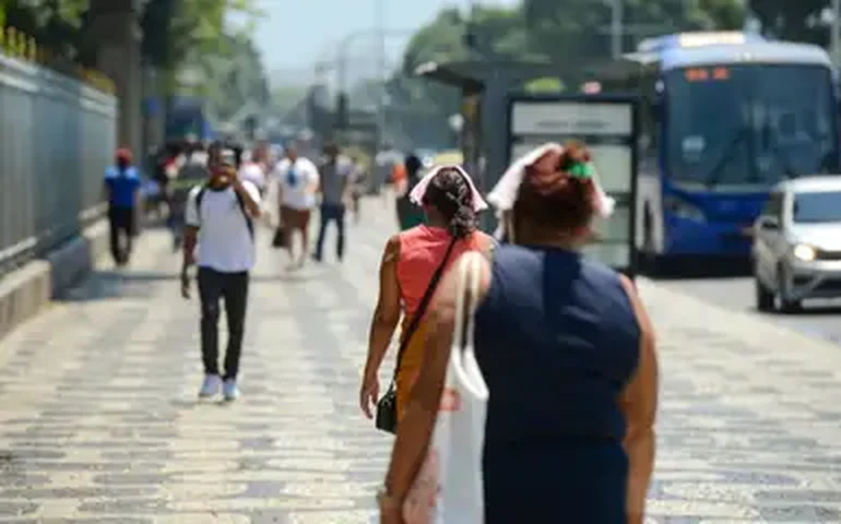 Aquecimento global compromete o futuro de todos, afirma Humberto Costa na COP