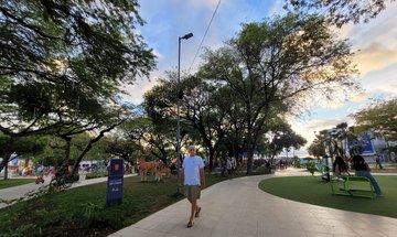 Revitalização da Praça do Centenário transforma local em novo point de Maceió