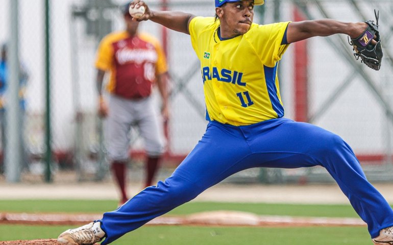 Beisebol dá show no Pan e bate a tradicional Cuba; badminton ganha bronze nas duplas femininas