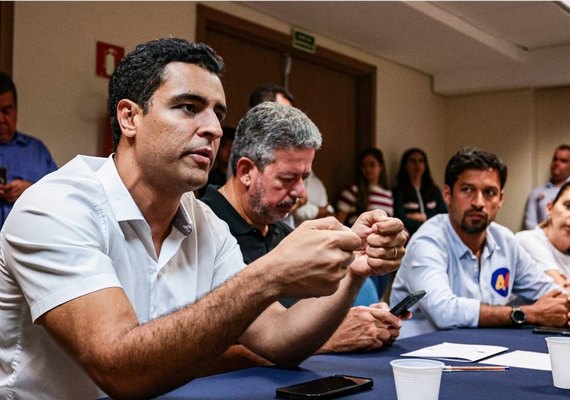 Prefeitos de 22 cidades reforçam apoio a Rodrigo Cunha e Jó Pereira