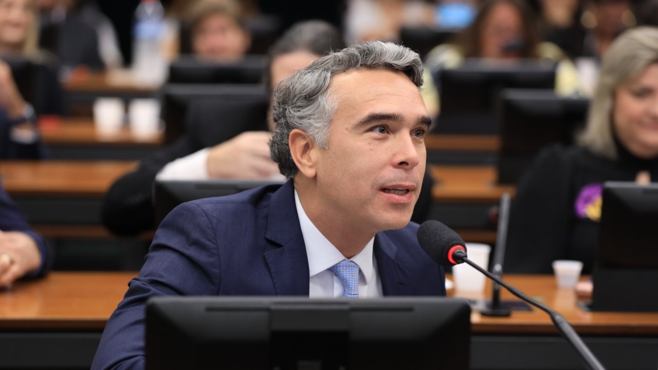 MDB entusiasmado com desempenho de Rafael Brito em sua pré-candidatura à Prefeitura de Maceió