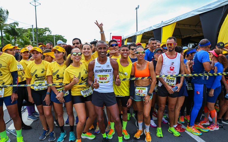 3ª Corrida Maio Amarelo reúne 4 mil pessoas na orla de Maceió pela segurança no trânsito