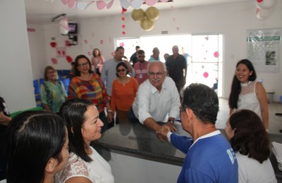 Prefeito Rogério Teófilo realiza visita técnica à Unidade de Saúde do Baixão 