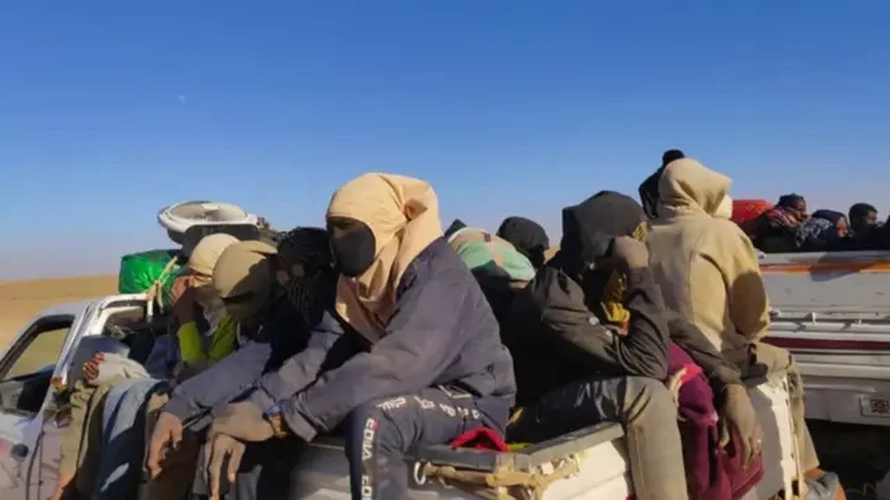 Cidadã da Eritreia reconhece irmã em um vídeo de refugiados capturados na guerra do Sudão