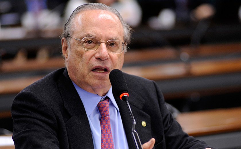 Maluf não deixará hospital em Brasília nesta quinta-feira, afirma Kakay