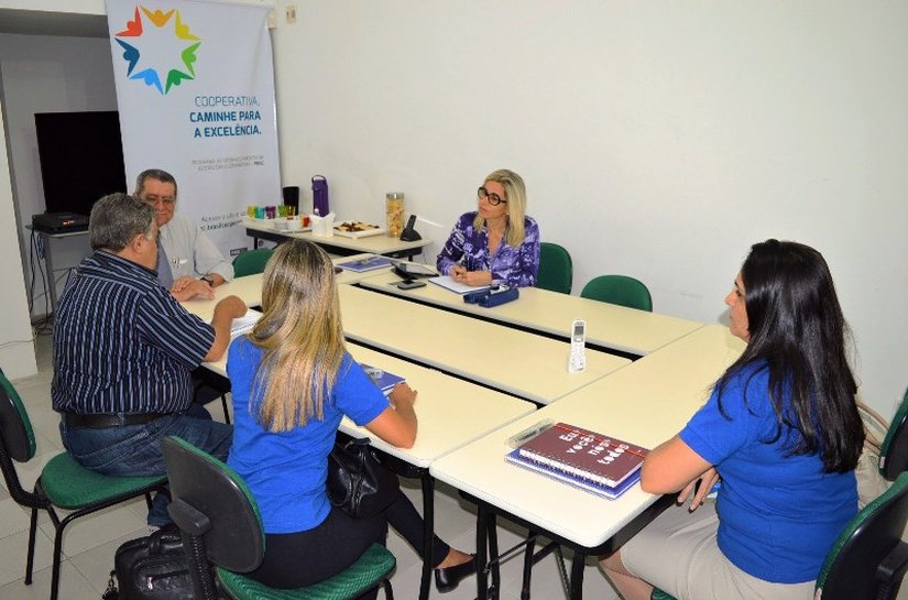 Sistema OCB/AL recebe cooperativistas de Pernambuco