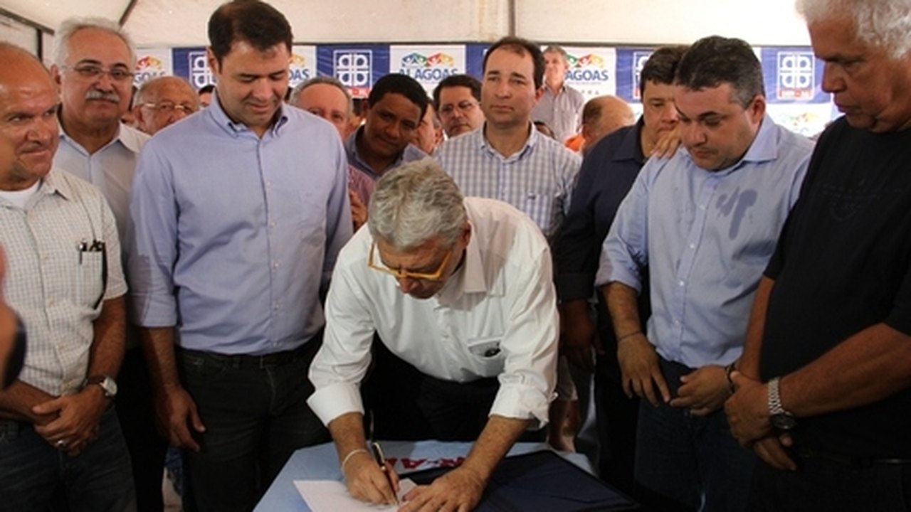 Governo autoriza drenagem do Tabuleiro e ampliação do sistema de água de Maceió