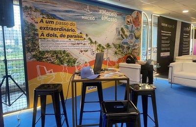 Maceió reforça presença estratégica no Fórum Panrotas 2026 e repete sucesso gastronômico