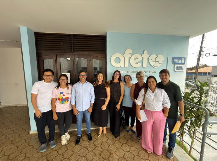 Secretário de Educação de São Miguel dos Campos visitou a Clínica Afeto de Campina Grande (PB)