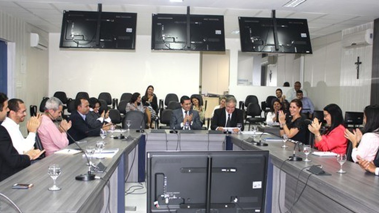 Seplag recebe visita de imagem jubilar de Nossa Senhora Aparecida