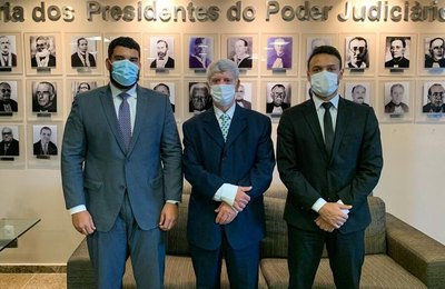 Klever Loureiro recebe visita do secretário de Governo de Maceió