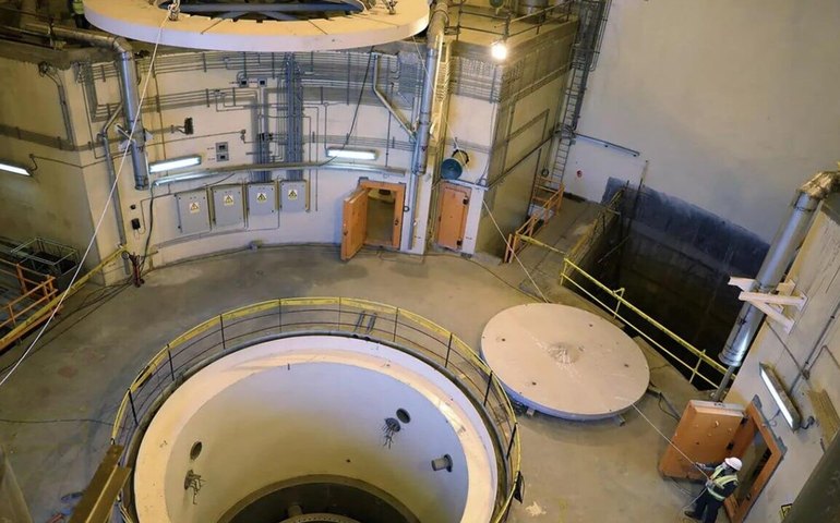 EUA ficarão sem acordo de insistirem em bloquear o uso da energia nuclear pacífica, diz chanceler iraniano