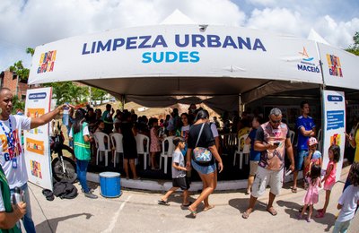 Desenvolvimento Sustentável encerra semana de ações na Grota das Piabas, no Jacintinho