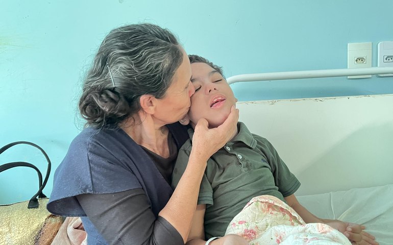 HGE salva criança com síndrome neurológica grave e que se alimenta por sonda