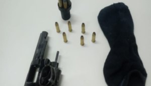 Apreensão de arma / Foto: 5 CIPM
