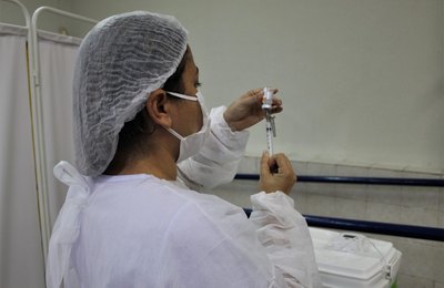 Penedo inicia vacinação contra gripe Influenza e sarampo