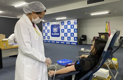 Campanha Herói Hemoal promove doação de sangue e solidariedade no palácio República dos Palmares