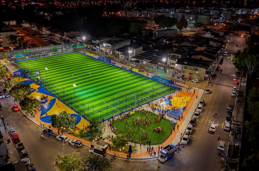JHC entrega areninha no Benedito Bentes e reforça compromisso com os mais pobres