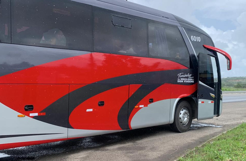 Ônibus com trabalhadores em situação análoga à escravidão é interceptado na saída de Aracaju / Foto: Foto: Jessika Cruz/TV Atalaia