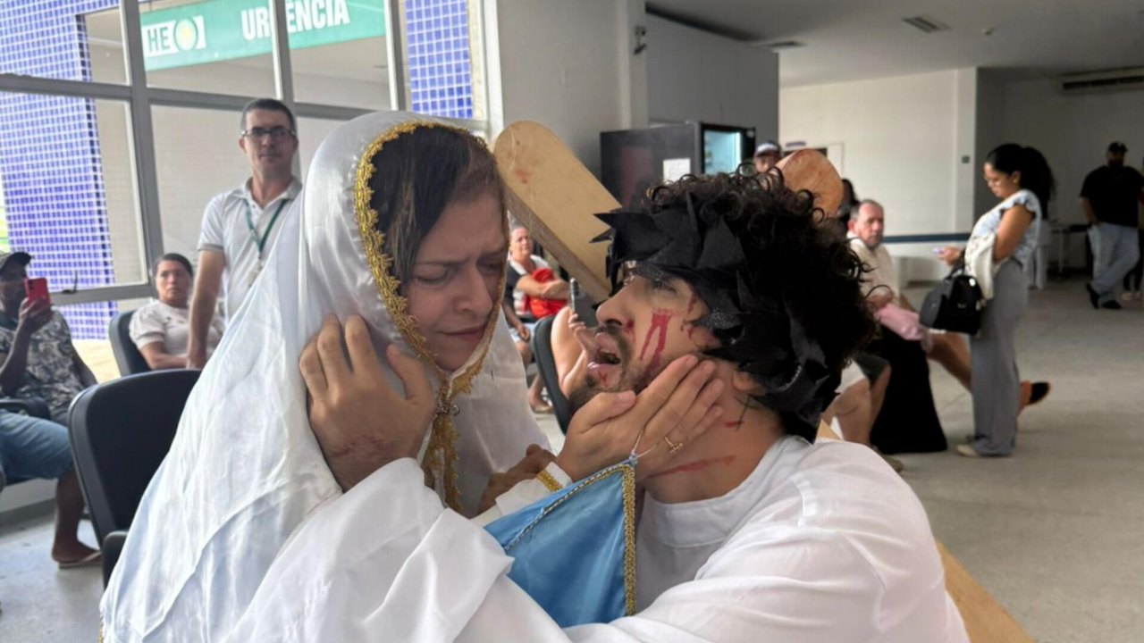 Encenação da Paixão de Cristo mobiliza pacientes e profissionais do Hospital de Emergência do Agreste