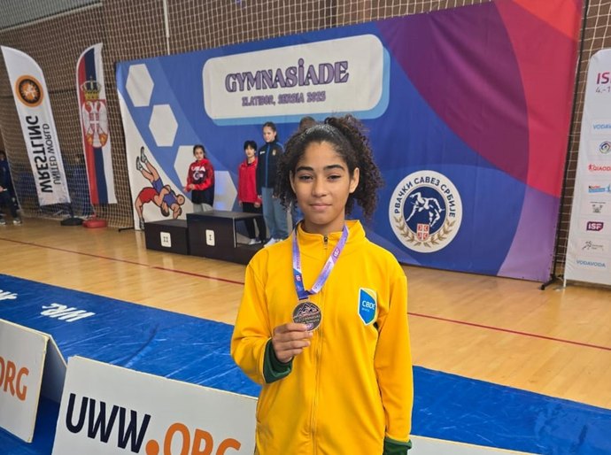 Estudante da rede estadual conquista bronze nos Jogos Mundiais Escolares na Sérvia