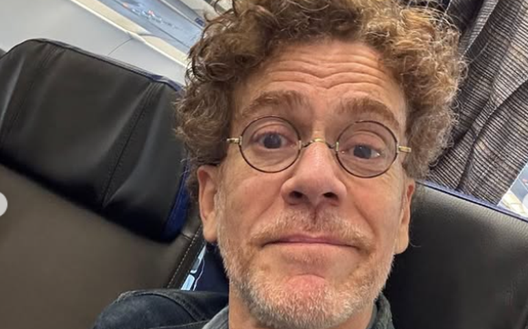 Nando Reis diz que quase 'perdeu tudo' devido ao alcoolismo