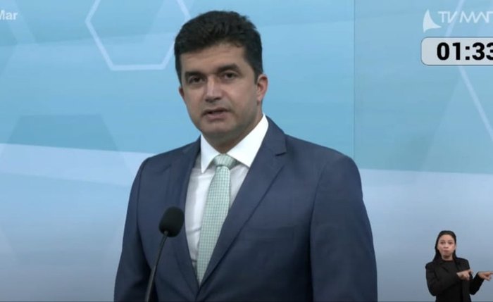 Rui Palmeira durante o debate da TV Mar