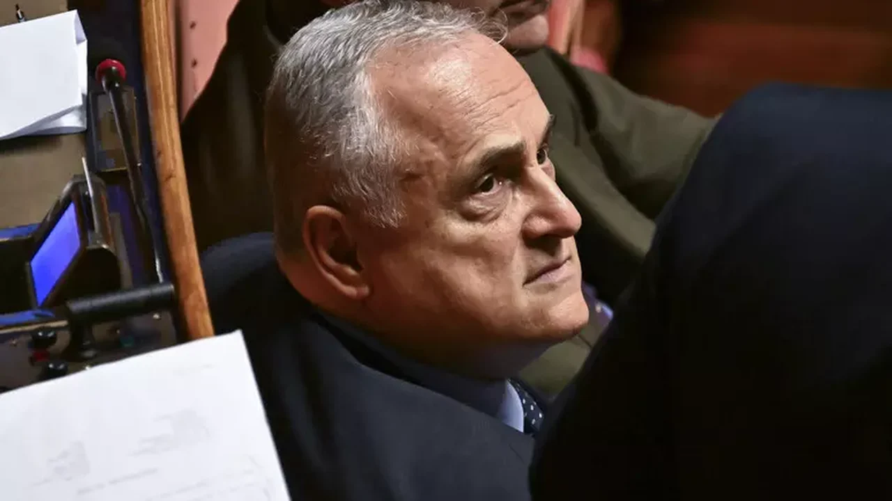 Itália investiga suspeita de manipulação para forçar saída do presidente da Lazio