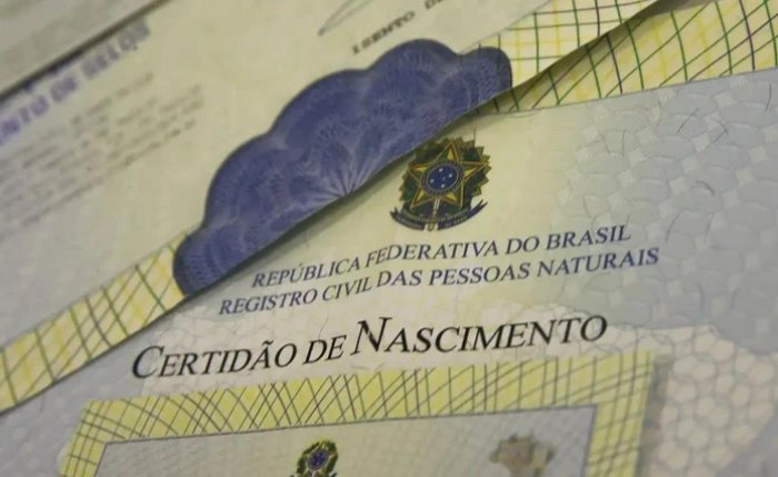 Certidão de nascimento