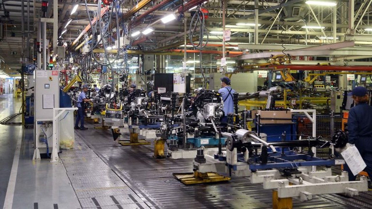 Comissão debate reindustrialização e descarbonização da matriz produtiva
