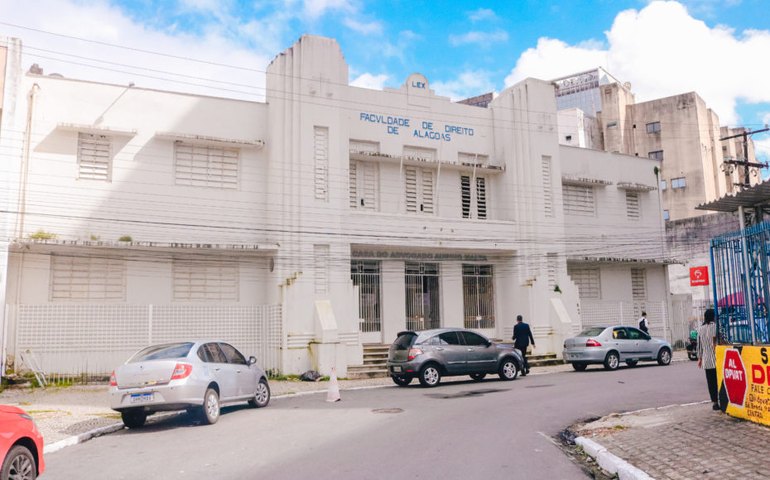 OAB/AL e Caixa de Assistência dos Advogados assinam ordem para reforma de prédio histórico