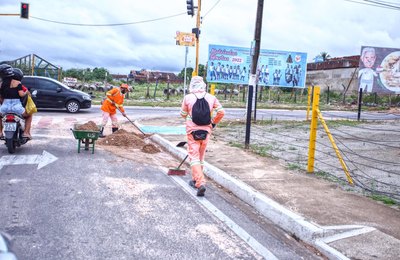 Arapiraca intensifica ações emergenciais em locais atingidos pelas fortes chuvas