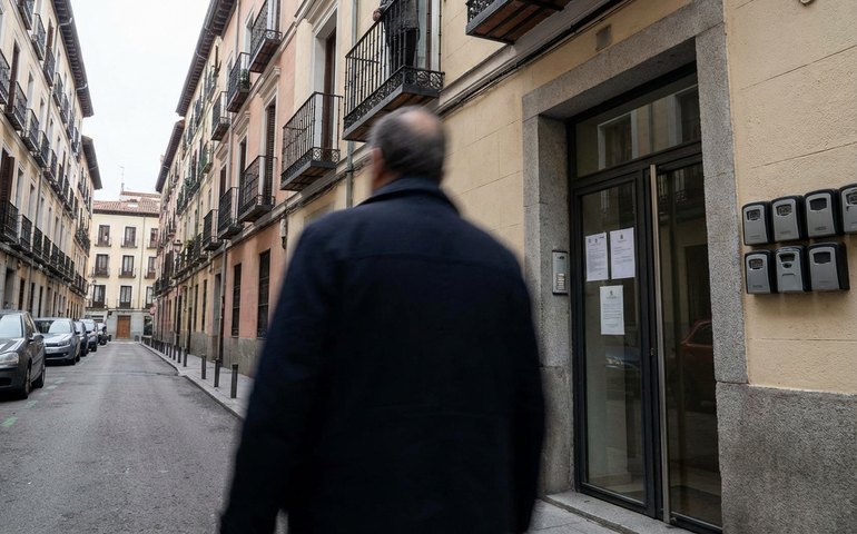 Espanha aplica multa milionária ao Airbnb por anúncios irregulares de imóveis turísticos