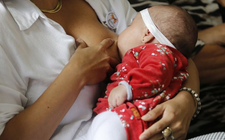 Creches e escola de educação infantil devem promover aleitamento
